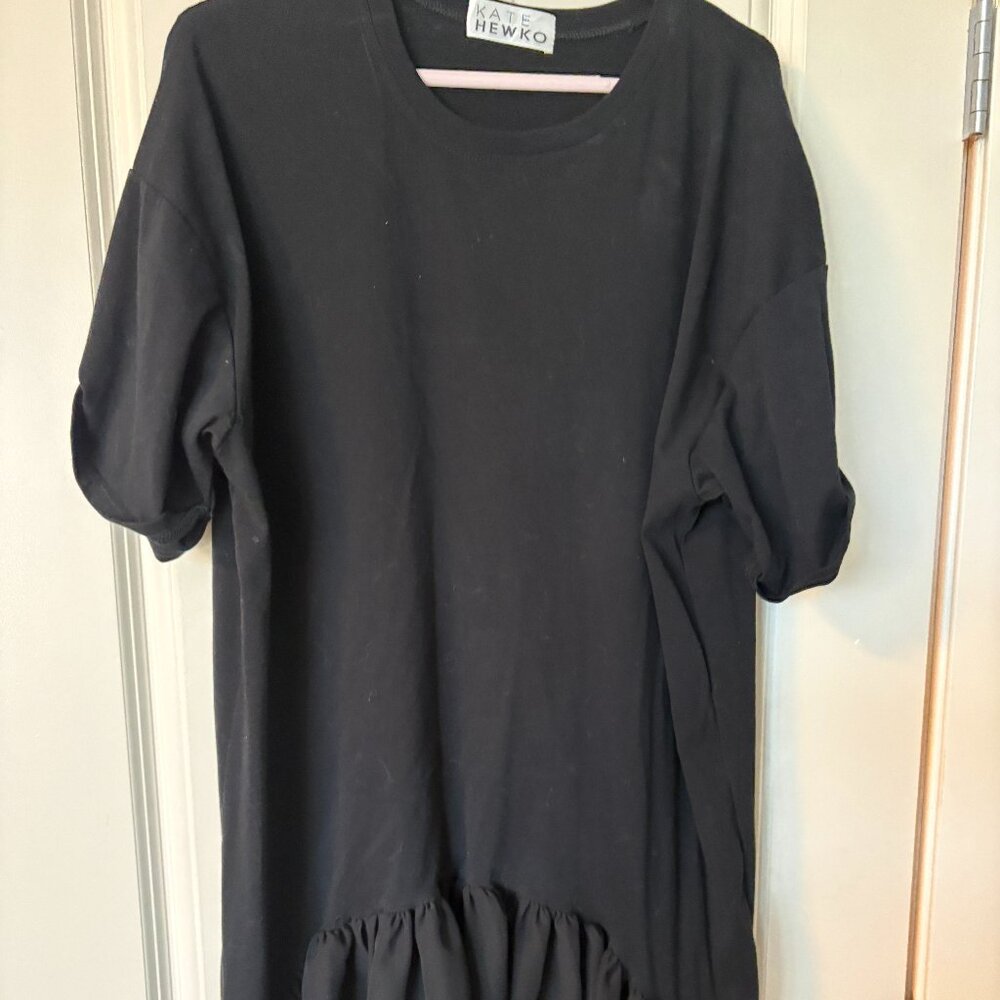 Kate Hewko T-shirt dress in size sm